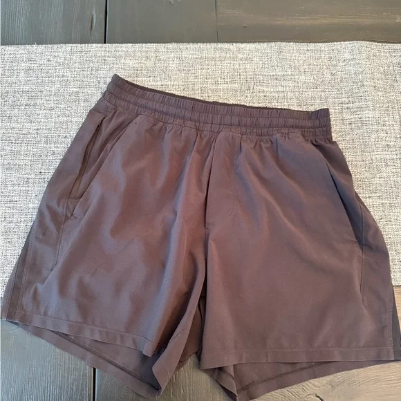 lululemon Pace Breaker Linerless Short 7” - Picture 2 of 7